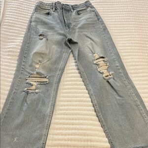 Woman’s WILD FABLE High-rise Distressed Jeans